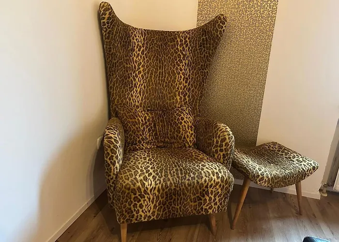 Honor Urban Apartment